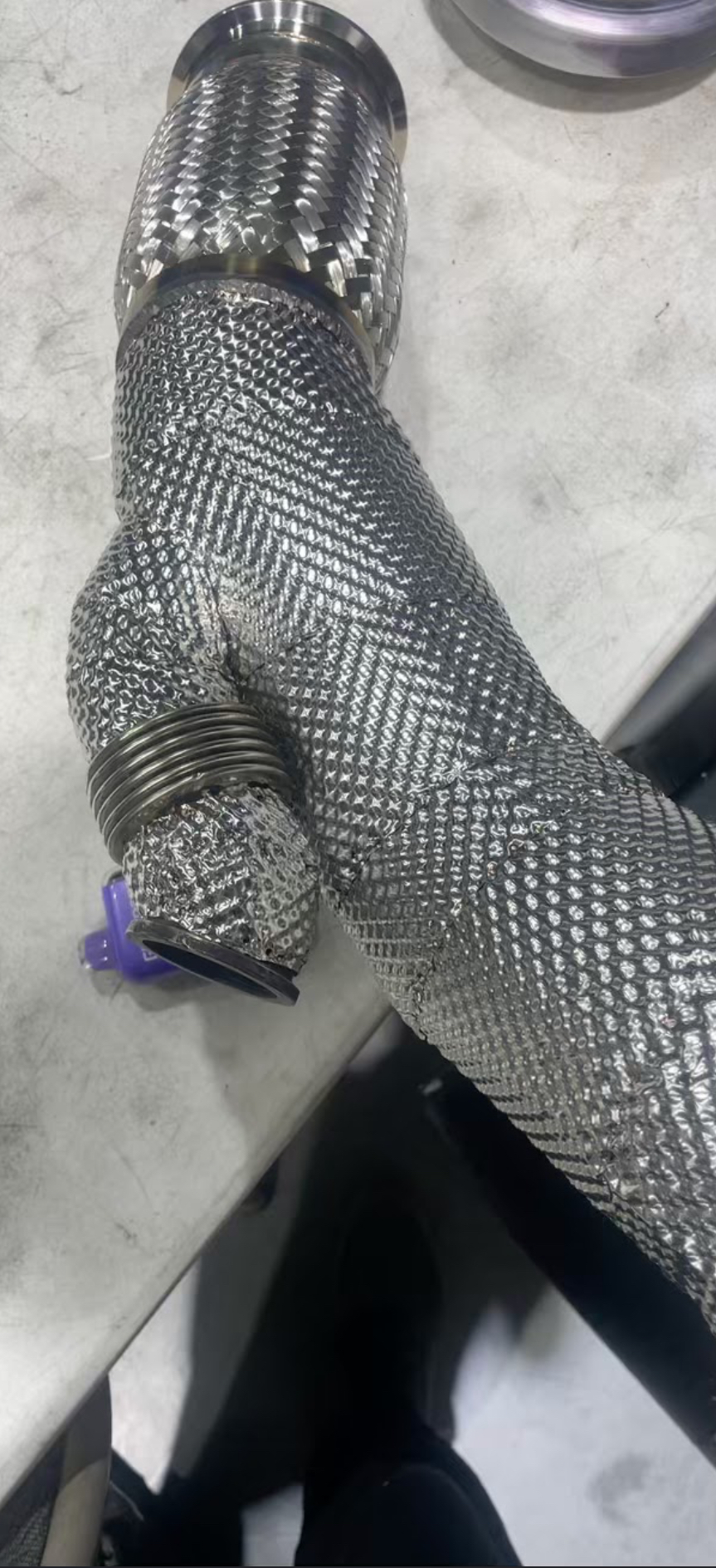 Custom downpipe thermal shielding